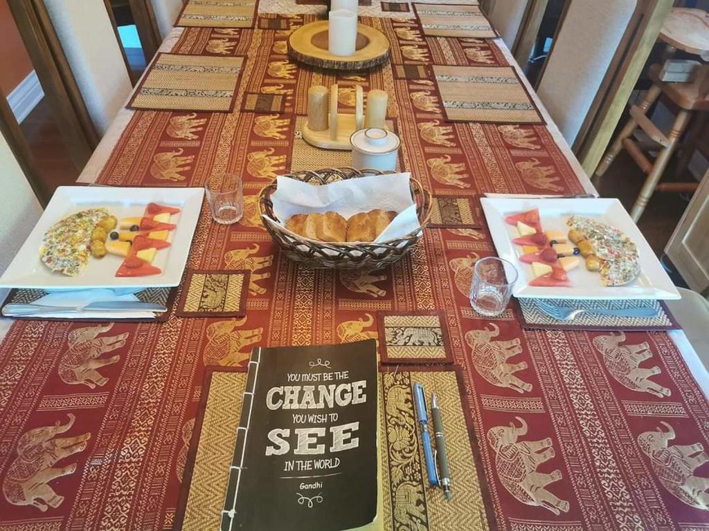 Gite Le Tresor Cache Bed & Breakfast Chelsea Екстериор снимка