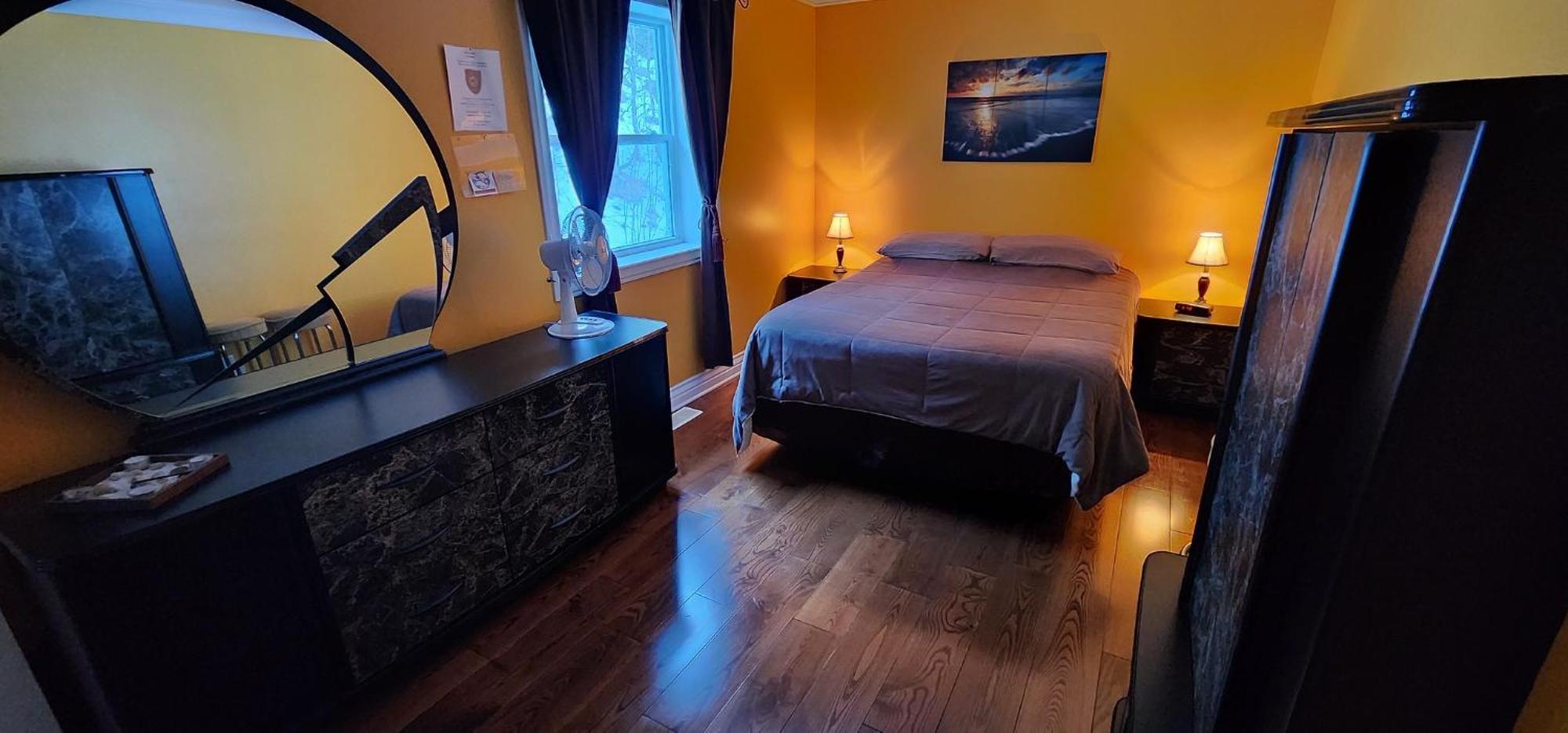 Gite Le Tresor Cache Bed & Breakfast Chelsea Екстериор снимка